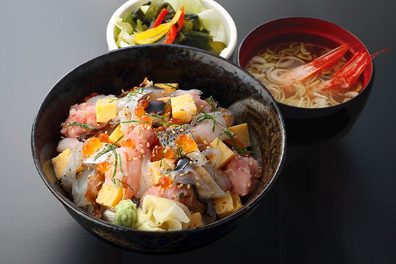 Assortment of Raw Fish Bowl